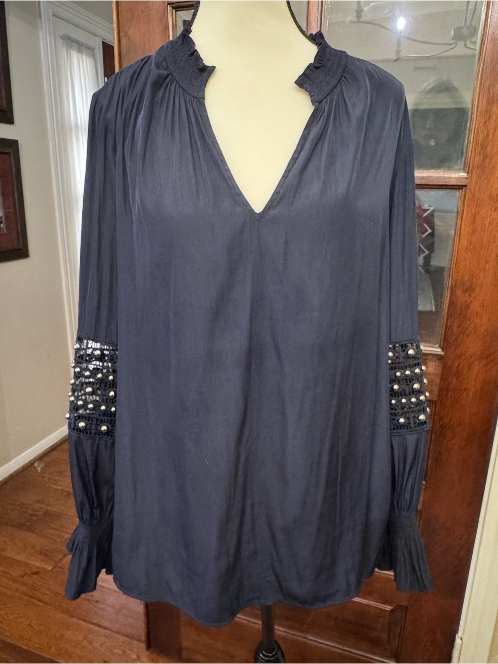 Chico’s Navy Blue Studded Crochet Sleeve Blouse Tunic Size 2 / US 12
